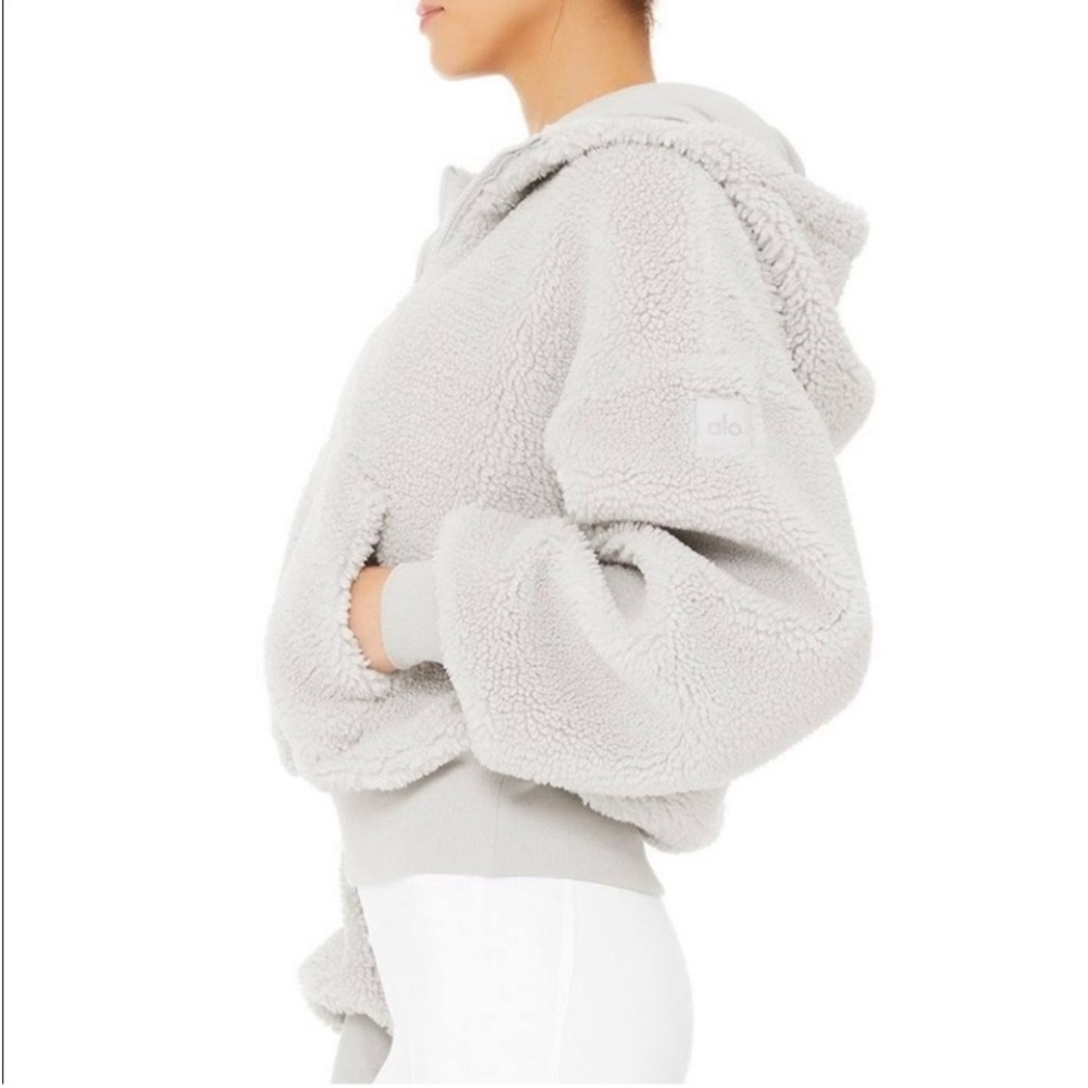 ALO Yoga Dove - Light Gray Small Sherpa Jacket